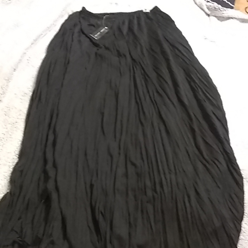 Black skirt